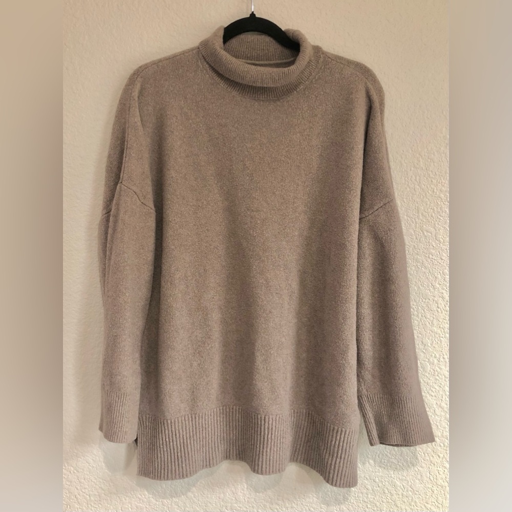 Abercrombie and Fitch large cowl neck turtle neck style thick oversized sweater